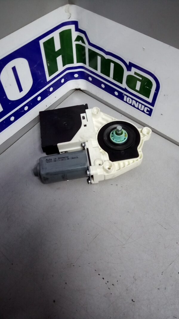 Motoras macara dreapta fata SEAT Leon 1P 2005-2012