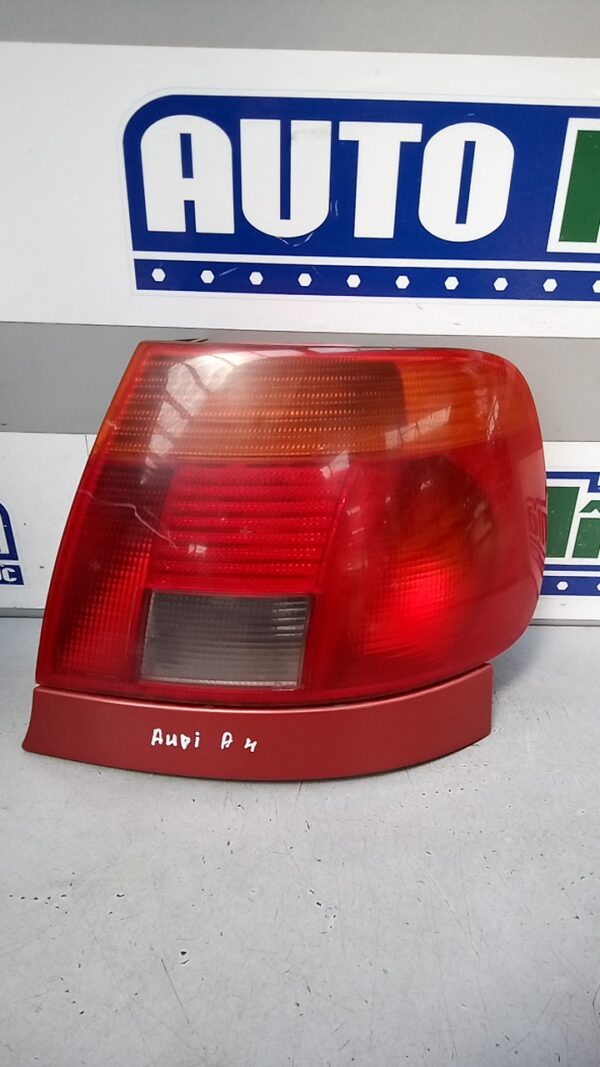 Stop dreapta AUDI A4 B5 1994-2001 (copiază)