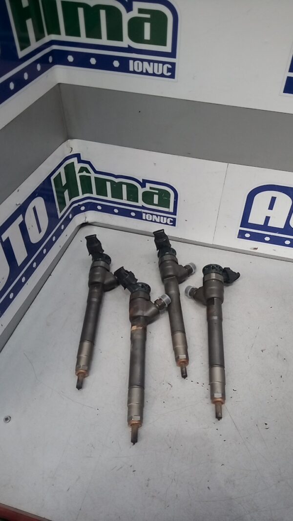 Injector BOSCH RENAULT Trafic III 2014-2020 1.6 DCI 90cp-116cp