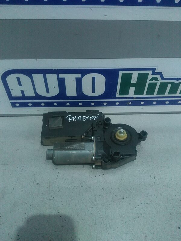 Motoras macara stanga spate VOLKSWAGEN Phaeton GP1 2002-2009