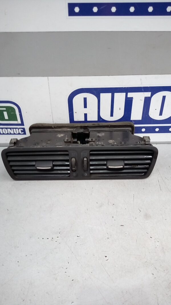 Grila aer bord centrala VOLKSWAGEN PASSAT B6 SEDAN 2005-2011
