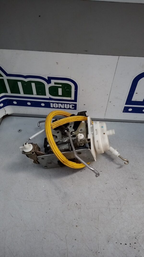 Broasca usa dreapta fata AUDI A3 8L 1996-2006