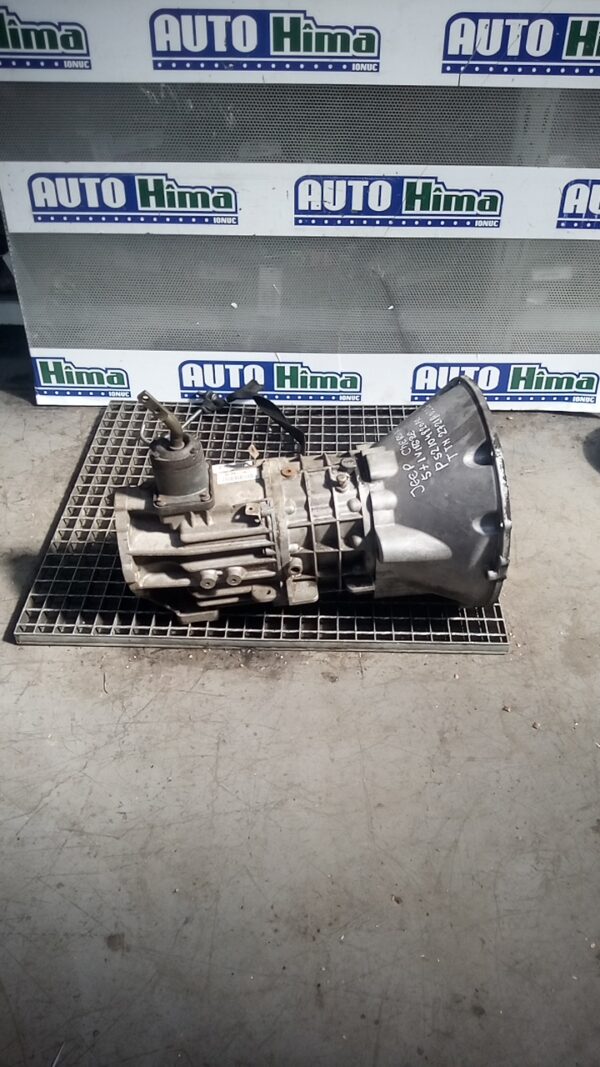 Cutie de viteze manuala 5+1 viteze JEEP Cherokee KJ 2.5 CRD 4X4 2002-2007