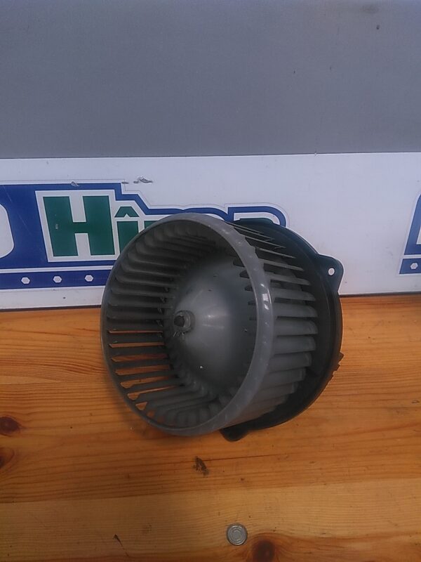 Ventilator habitaclu TOYOTA Avensis T250 2003-2009