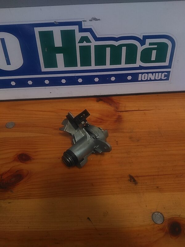 Incuietoare haion AUDI A4 B6 Sedan 2000-2005