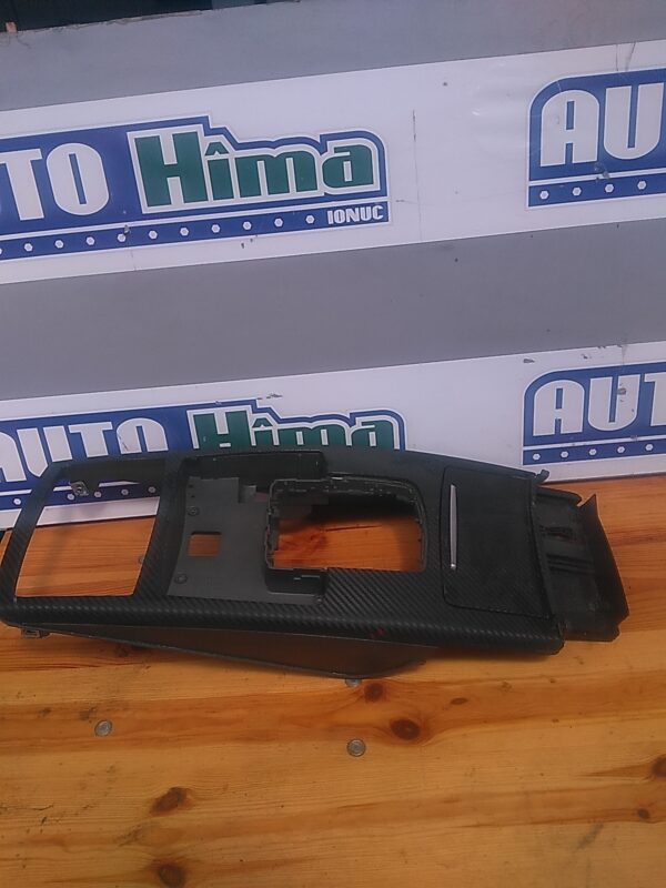 Consola centrala cu scrumiera AUDI A6 C6 2004-2011