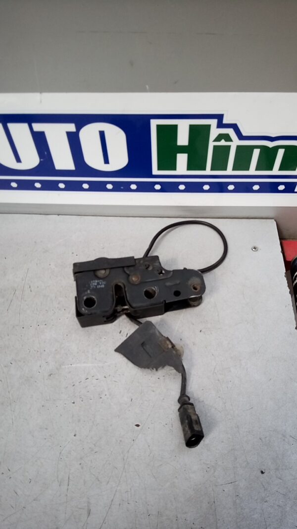 Broasca capota electrica VOLKSWAGEN Passat B6 Sedan 2005-2011