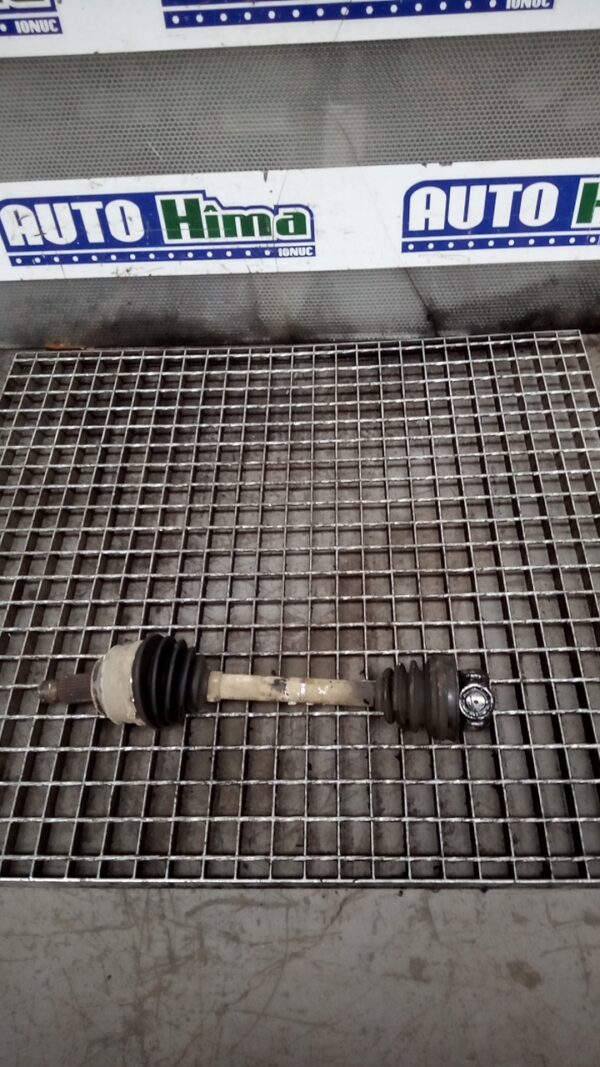 Planetara fata dreapta BMW X3 E83 2.0 D 2003-2010