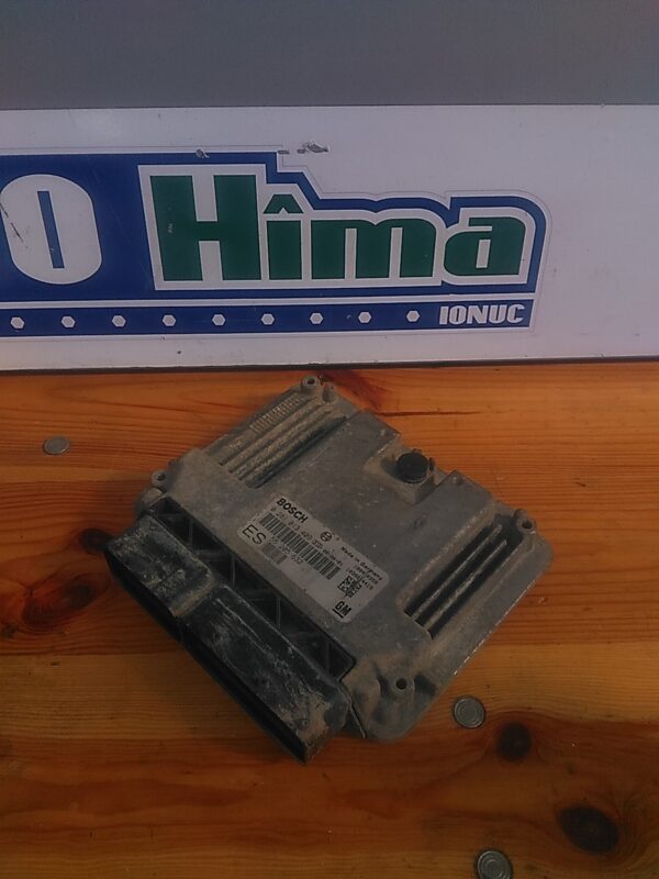 Calculator motor OPEL Vectra C 1.9 CDTI 2002-2008