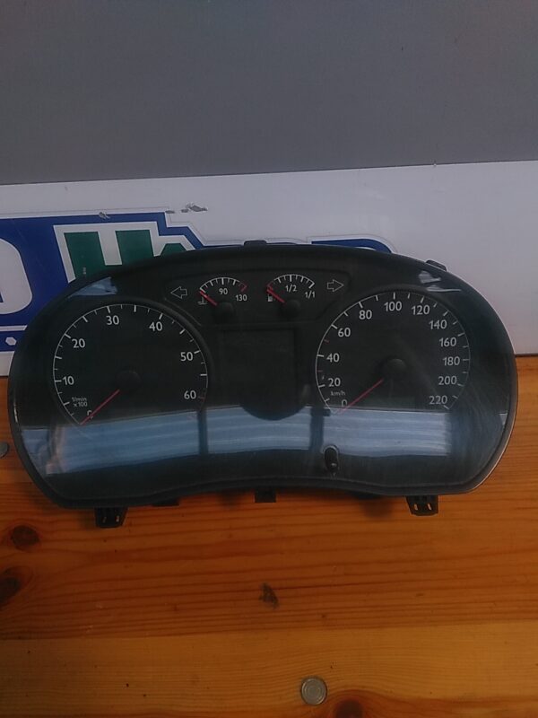 Ceas bord VOLKSWAGEN Polo 9N 1.4 TDI 2001-2009