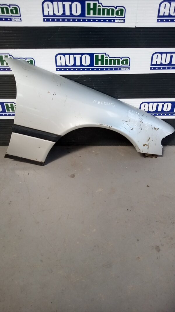 Aripa fata dreapta Argintie MERCEDES C-Class W202 1993-2000