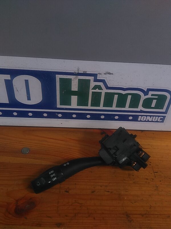 Maneta semnalizare HYUNDAI SantaFe MK2 (CM) 2005-2012