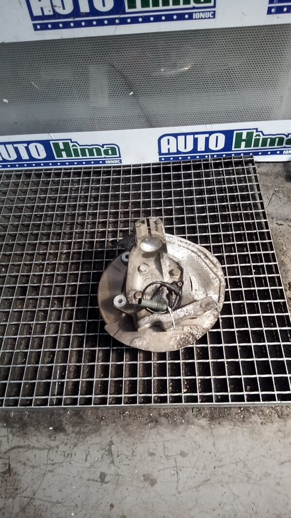 Fuzeta fata stanga BMW Seria III E90 2.0 D 2004-2013