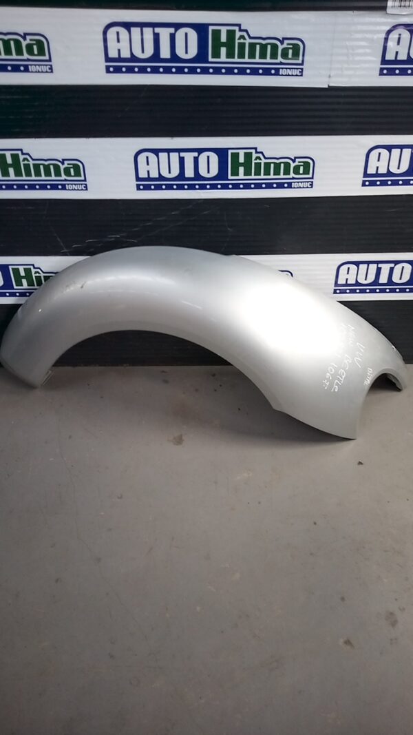 Aripa fata dreapta Argintie VOLKSWAGEN New Beetle 1997-2010