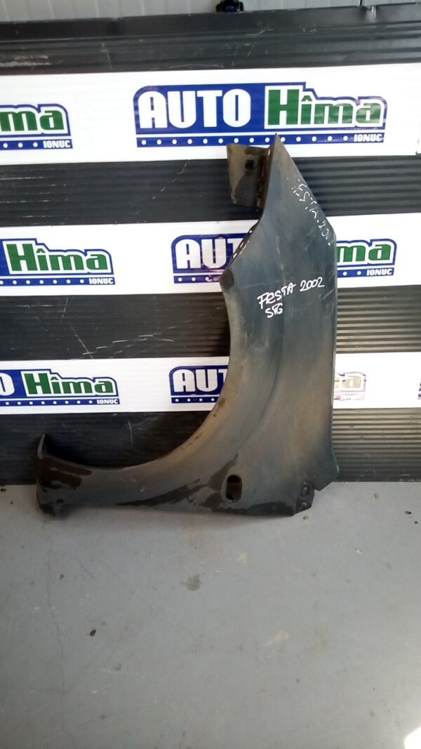 Aripa fata stânga Gri FORD Fiesta MK4 1995-2002