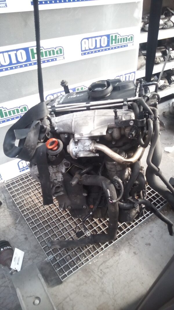 Motor VOLKSWAGEN Touran 1T1 2.0 TDI 136 CP COD MOTOR AZV 2005-2010