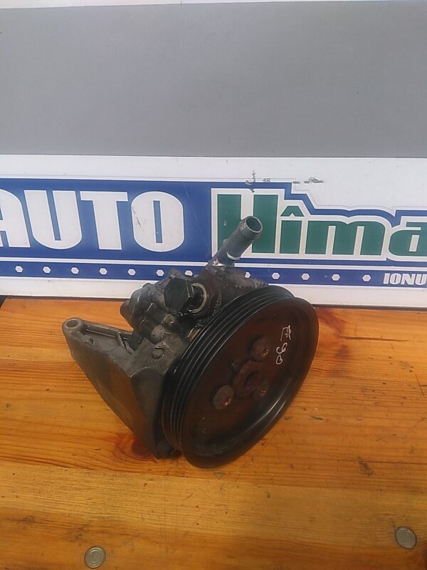 Pompa servodirectie BMW Seria III E90 2.0 D 2004-2013