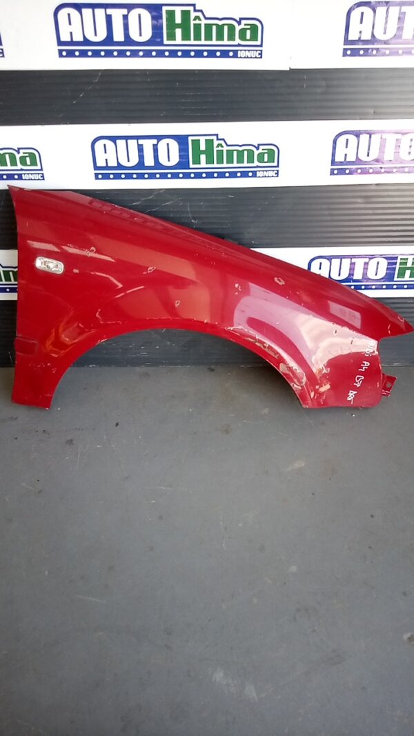 Aripa fata dreapta rosie AUDI A4 B6 CABRIO 2004-2008