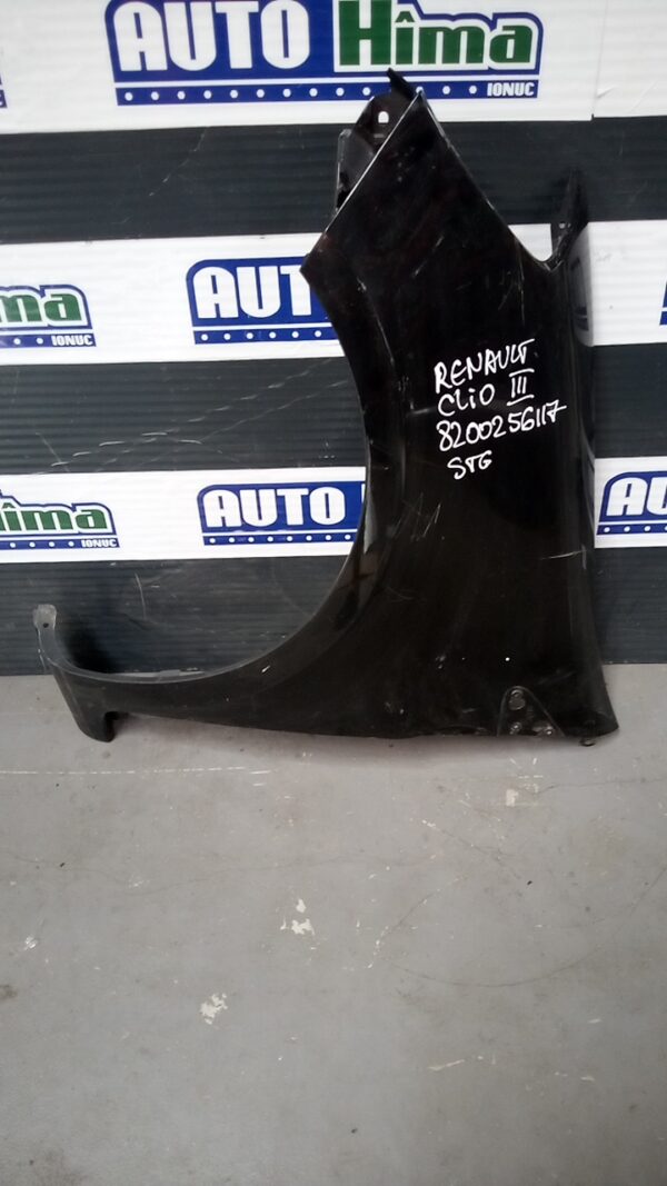Aripa fata stânga RENAULT Clio III 2005-2012 Neagră