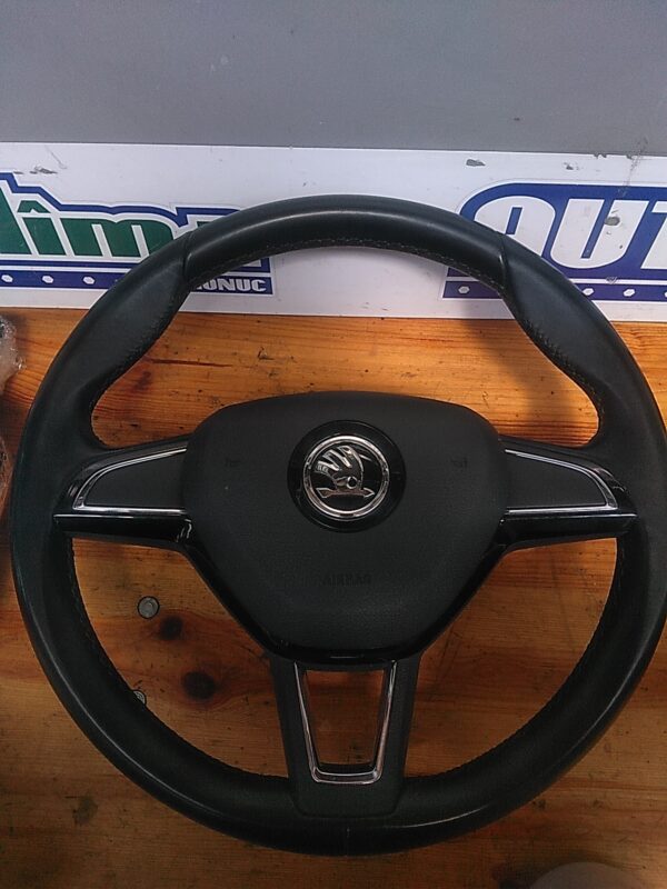Volan in 3 spite cu airbag SKODA Octavia III Variant 5E 2012-2019