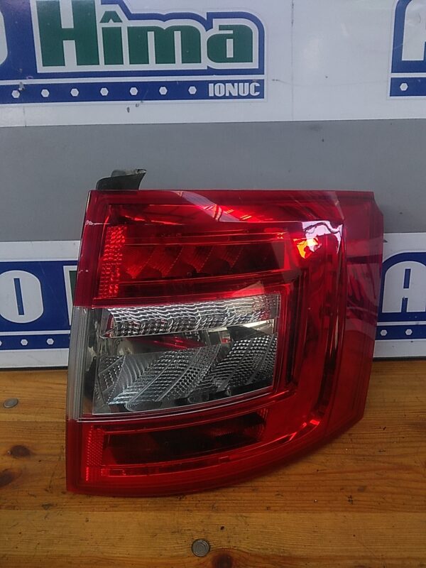 Stop dreapta SKODA Octavia III Variant 5E 2012-2019