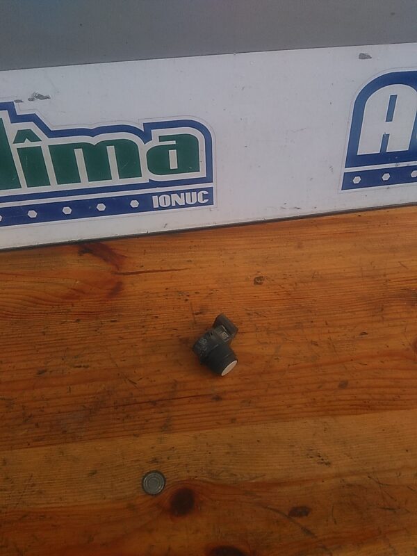 Senzor parcare fata sau spate BMW Seria I E87 2004-2011