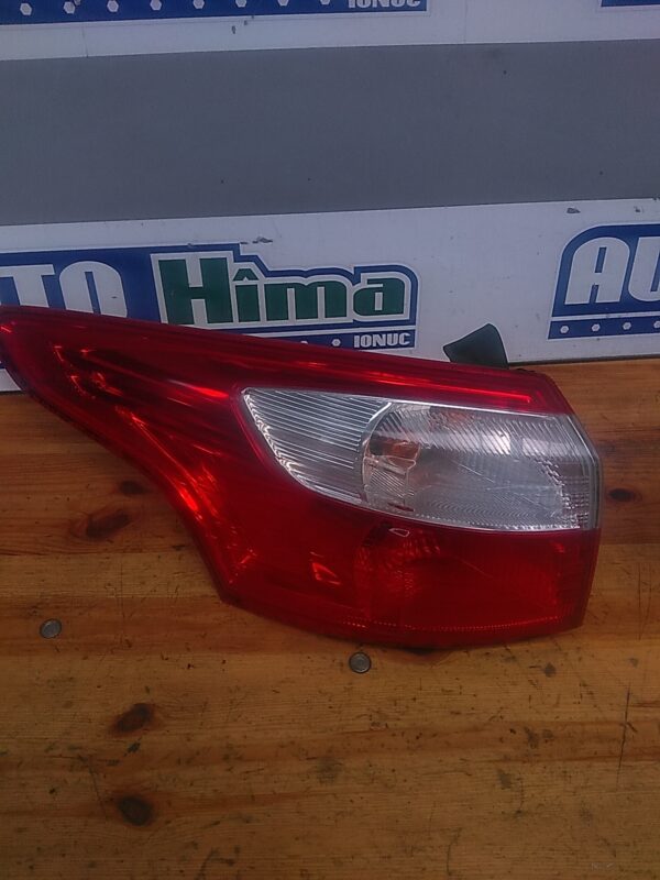 Stop stanga aripa FORD Focus III Combi 2011-2018