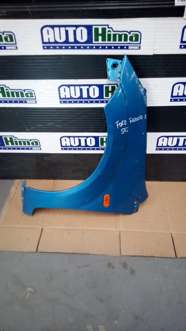Aripa fata stanga albastra FORD Fiesta MK5 2001-2008