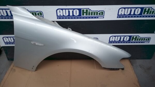 Aripa fata dreapta argintie BMW Seria VII E65 2001-2008