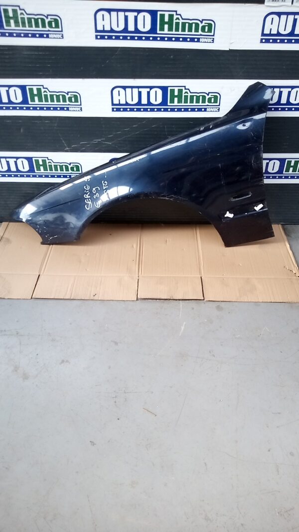 Aripa fata stanga albastra inchis BMW Seria V E39 1995-2003