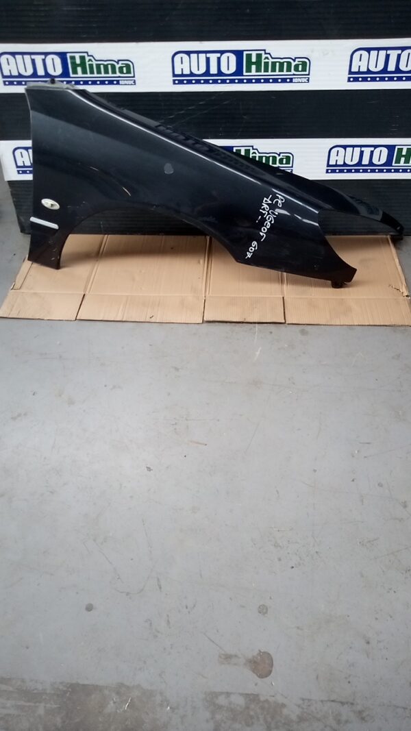 Aripa fata dreapta gri inchisa PEUGEOT 607 1999-2010