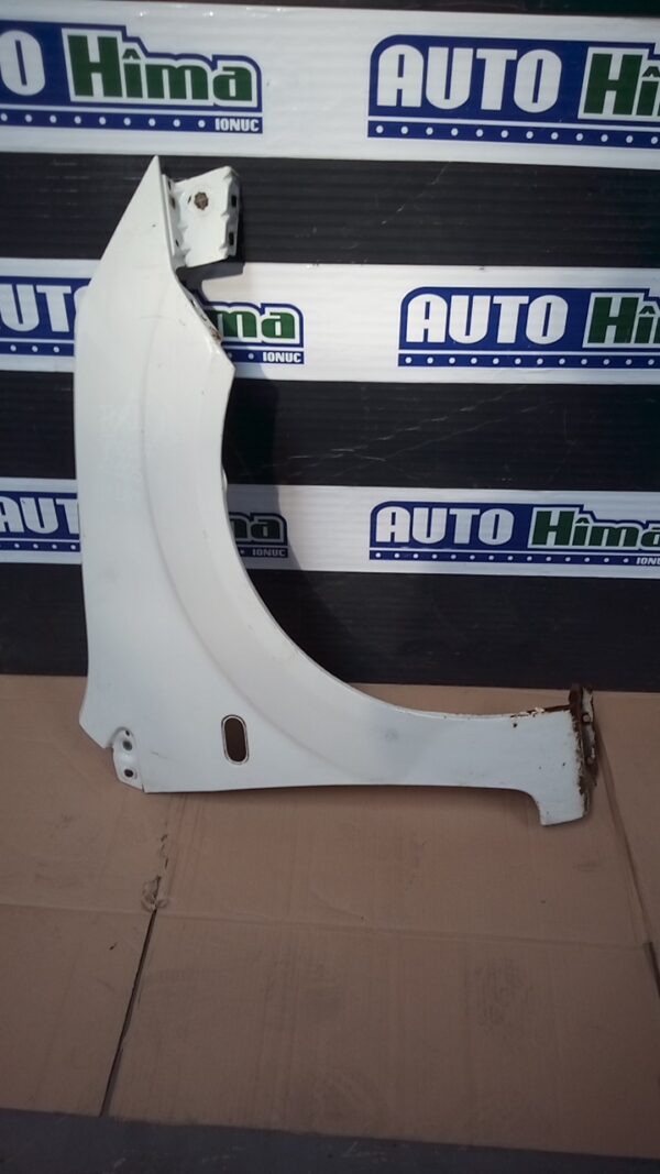 Aripa fata dreapta alba FORD Fiesta MK5 2001-2008