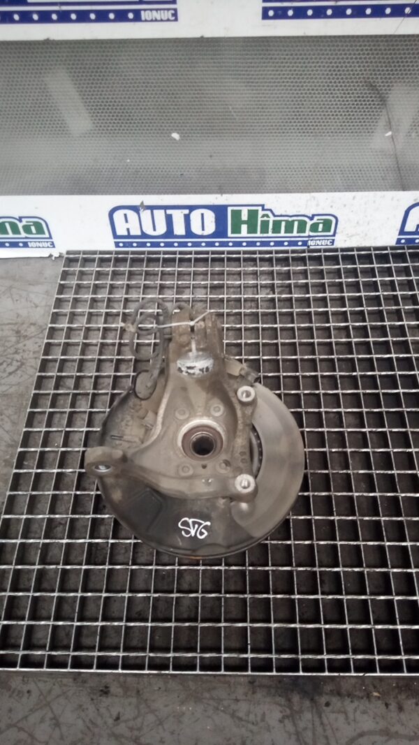 Fuzeta fata stanga echipata VOLKSWAGEN Passat CC B6 2.0 TDI 2008-2012