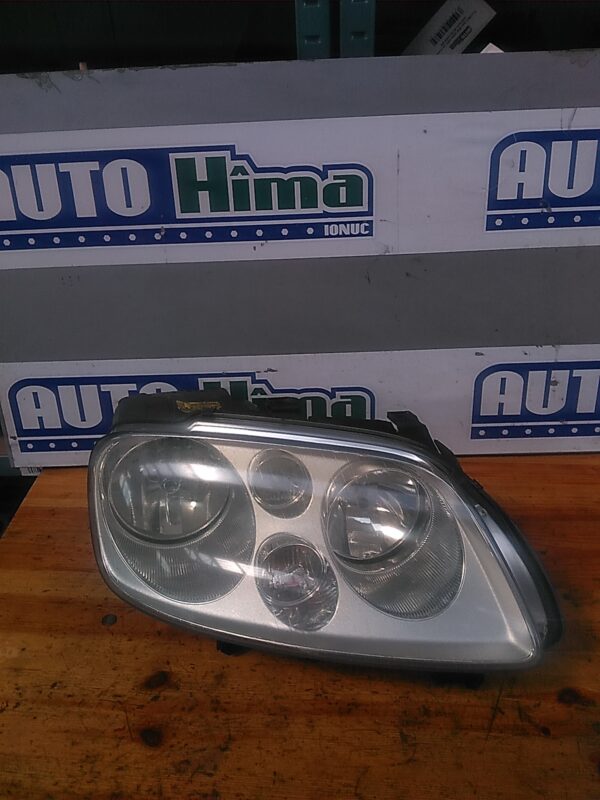 Far dreapta VOLKSWAGEN Touran 1T1 2005-2010