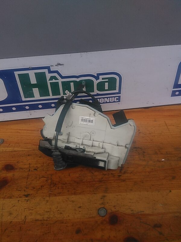 Broasca usa spate SKODA Superb II 3T 2008-2015
