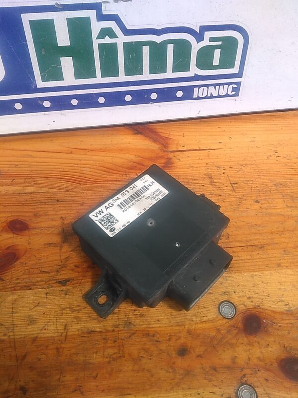 Modul Start Stop VOLKSWAGEN Passat CC B7 2011-2016