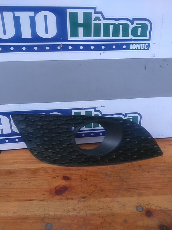 Grila proiector dreapta SEAT Leon 1P 2005-2012