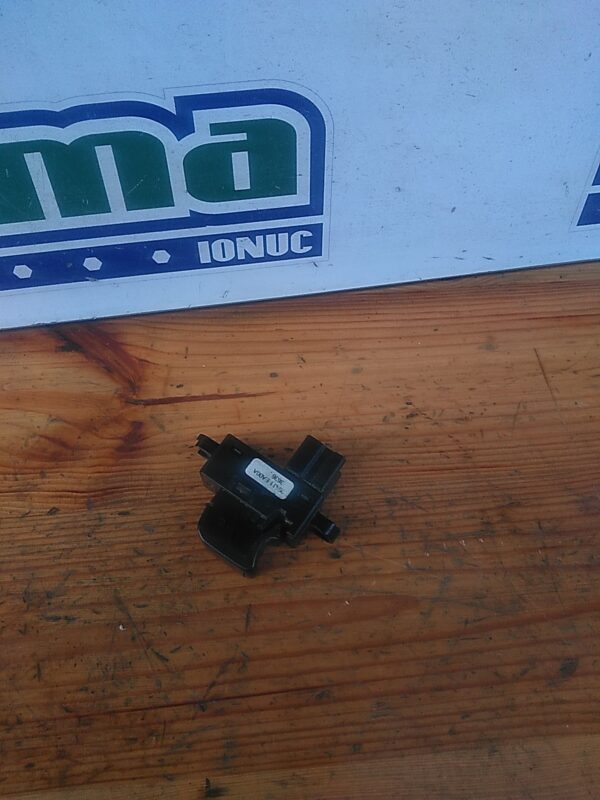 Buton geam NISSAN Pathfinder 3 R51 2004-2012 fara cod