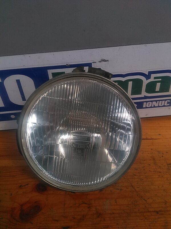 Far stanga sau dreapta MITSUBISHI Pajero II 1990-2000