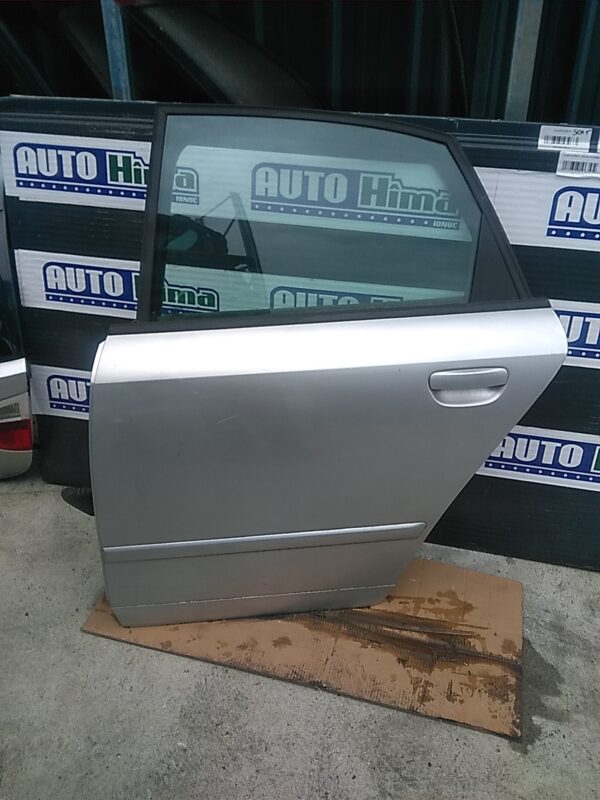 Usa spate stanga argintie AUDI A4 B6 SEDAN 2000-2005