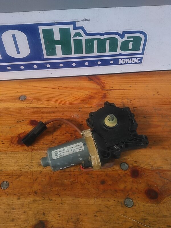 Motoras macara dreapta spate JEEP  Grand Cherokee II  WJ  WG 1999-2005