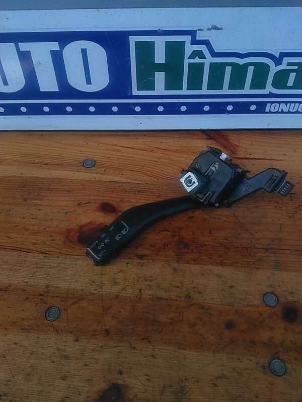 Maneta semnalizare cu tempomat VOLKSWAGEN TOURAN 1T1 2005-2010