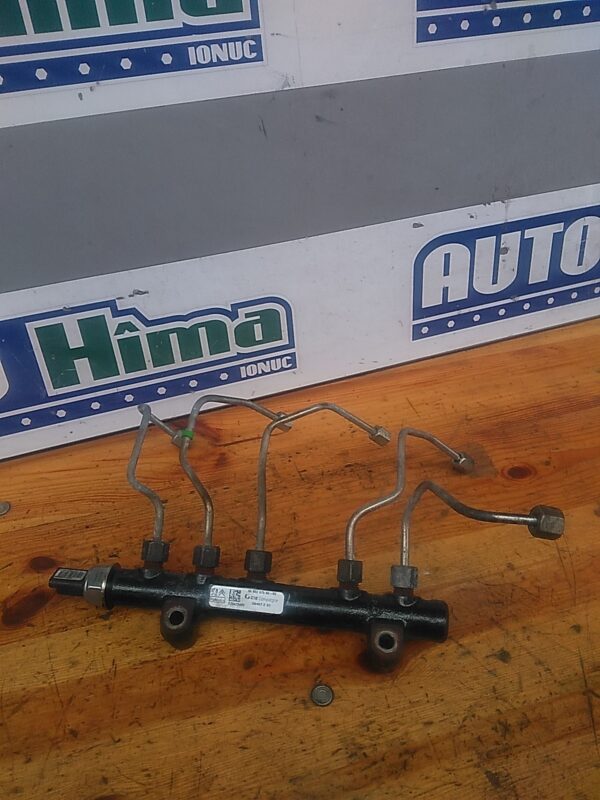 Rampa injectoare FORD Focus 3 2011-2018 1.6 TDCI