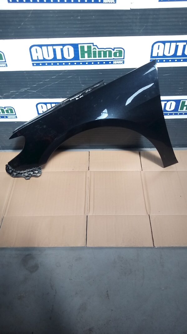 Aripa fata stânga neagră VOLKSWAGEN Passat CC B7 2011-2016