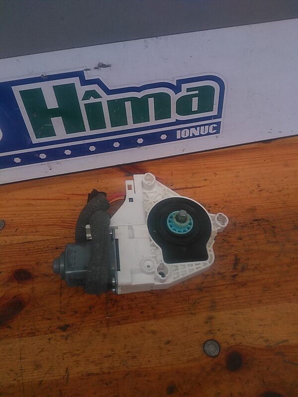 Motoras macara stanga spate SKODA Superb II 3T 2008-2015