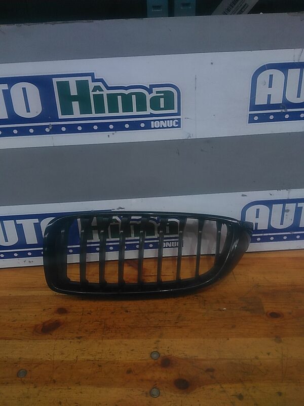 Grila fata stanga BMW Seria 4 F32 2013-2020