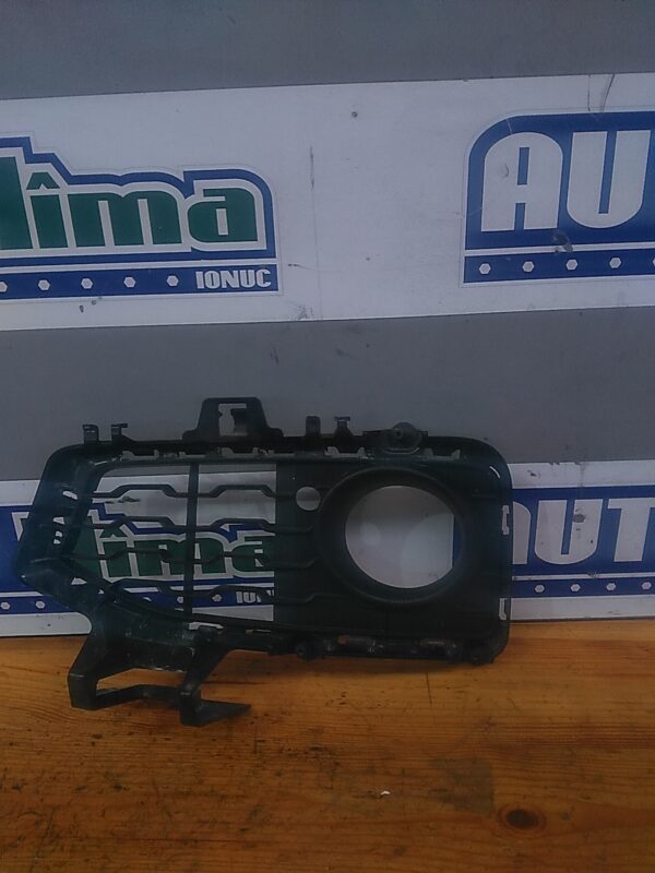 Grila proiector stanga M Sport BMW Seria 4 F32 2013-2020