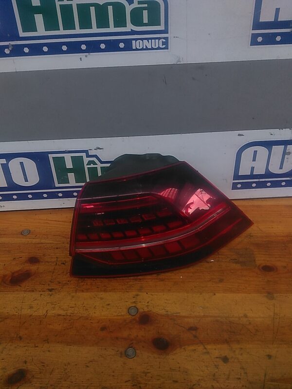 Stop dreapta cu LED dinamic VOLKSWAGEN Golf VII  2012-2020