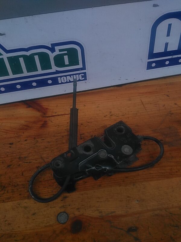 Broasca capota VOLKSWAGEN Golf 5 1K 2003-2010
