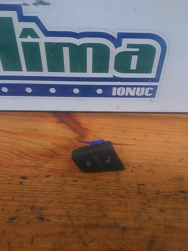 Buton inchidere centralizata VOLKSWAGEN PASSAT B6 SEDAN 2005-2011